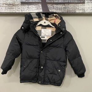 Burberry authentic kids jacket black color size 6